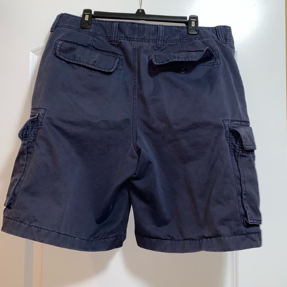 Men’s navy cargo shorts - Picture 2 of 2